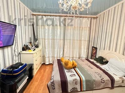 4-комнатная квартира · 78.6 м² · 1/5 этаж, Шакарима 11 за 18.8 млн 〒 в Экибастузе