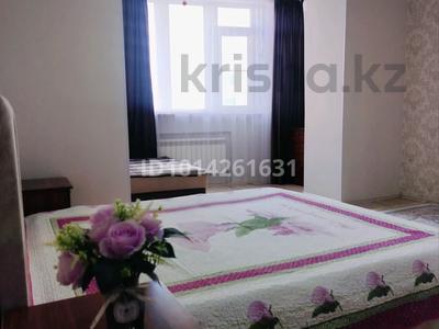 1-комнатная квартира · 60 м² · 1/9 этаж, мкр. Алтын орда, Алия Молдагулова 60/1 за 12 000 ₸ в Актобе