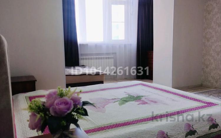 1-комнатная квартира · 60 м² · 1/9 этаж, мкр. Алтын орда, Алия Молдагулова 60/1 за 12 000 ₸ в Актобе — фото 18