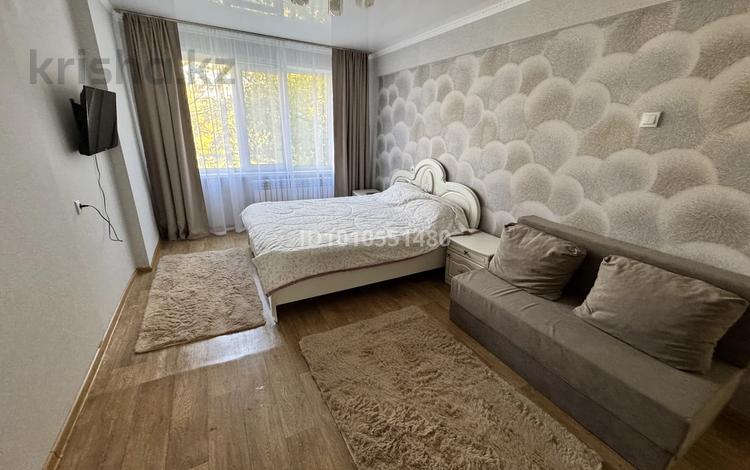 1-комнатная квартира · 34 м² · 2/5 этаж, Льва Толстого 6 за 160 000 ₸ в Усть-Каменогорске — фото 2