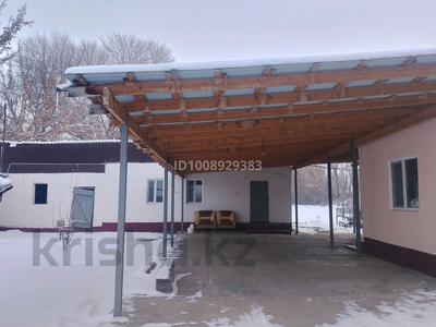 Отдельный дом · 5 комнат · 105 м² · 37 сот., Жамбыл 128 — Жамбыл Жабаев көшес за 38 млн 〒 в Жамбылской обл., Байзак