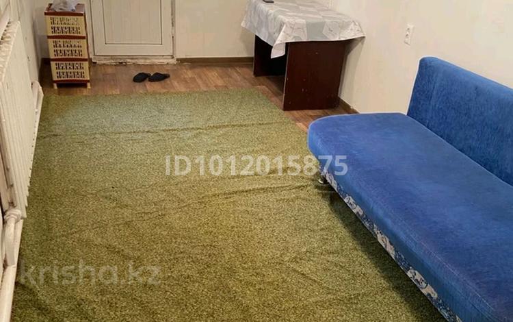 1 бөлме · 18 м² · 1/1 қабат, Тараз 10/2 — Рядом с тц Жаннур, бағасы: 60 000 ₸ в Астане, р-н Байконур — фото 10