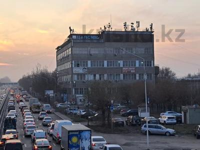 Еркін, кеңселер, дүкендер мен бутиктер, қоғамдық тамақтану орны, сұлулық салондары, медорталықтар мен дәріханалар, білім орталықтары, ойын-сауық · 1212 м², бағасы: 349 млн ₸ в Алматы, Жетысуский р-н