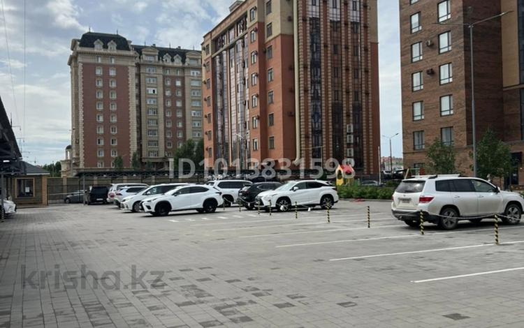 4-бөлмелі пәтер · 171 м² · 2/9 қабат, Санкибай батыра 173Д, бағасы: 120 млн ₸ в Актобе — фото 2