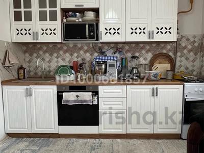 1-бөлмелі пәтер · 40 м² · 1/9 қабат, 10 мкрн Самал 99/1, бағасы: 15.5 млн ₸ в Уральске