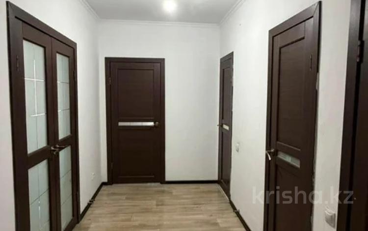 1-бөлмелі пәтер · 47 м² · 4/7 қабат, Алтын орда ш/а., бағасы: 17.5 млн ₸ в Актобе, мкр. Алтын орда — фото 2