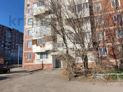 2-комнатная квартира, 52 м², 2/5 этаж, мкр Юго-Восток, мкр Юго-Восток, мкр Степной 1 1 за 18.5 млн 〒 в Караганде, Казыбек би р-н