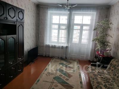 2-бөлмелі пәтер · 60 м² · 4/5 қабат, Пр.Независимости 15, бағасы: 10 млн ₸ в Риддере