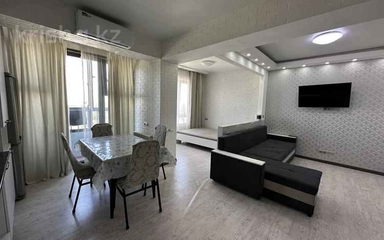 1-комнатная квартира · 42 м² · 13/13 этаж, Муратбаева 14 за 300 000 ₸ в Алматы, Алмалинский р-н — фото 2