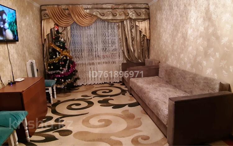2-бөлмелі пәтер · 44.3 м² · 2/5 қабат, Казыбек би 103 — Абая-Казыбек би, бағасы: 19.5 млн ₸ в Таразе — фото 2