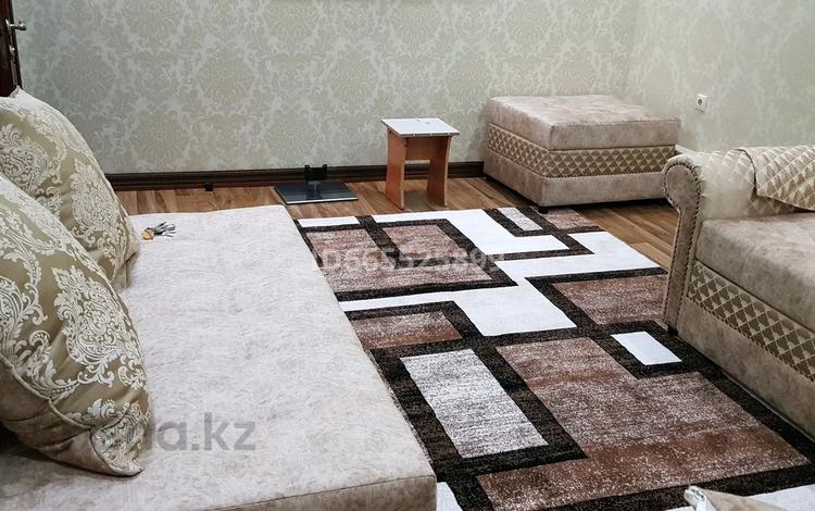 3-комнатная квартира · 70 м² · 3/5 этаж, улица Адырбекова 4 — Рыскулова за 230 000 ₸ в Шымкенте, Аль-Фарабийский р-н — фото 4