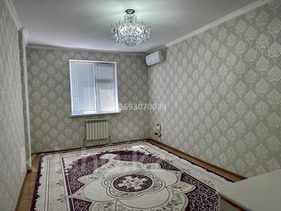 2-комнатная квартира, 54 м², 4/5 этаж, мкр Асар 23 за 26 млн 〒 в Шымкенте, Каратауский р-н