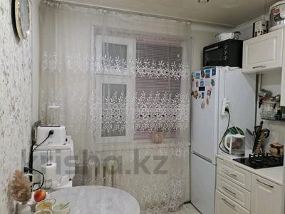 2-комнатная квартира, 47 м², 2/5 этаж, Батурина за 17 млн 〒 в Уральске
