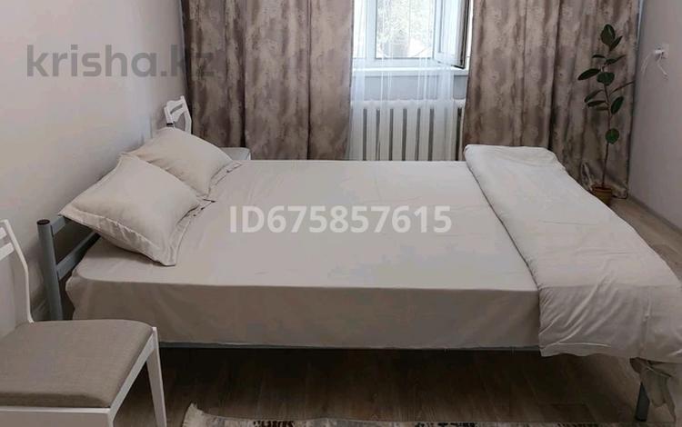 1-комнатная квартира · 48 м² · 1/5 этаж, Айманова 2 — Химгородки за 10 000 ₸ в Павлодаре — фото 2