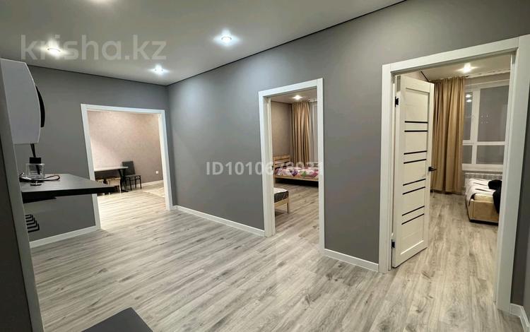 3-комнатная квартира · 70 м² · 3/6 этаж, И.Есенберлина за 350 000 〒 в Усть-Каменогорске — фото 2