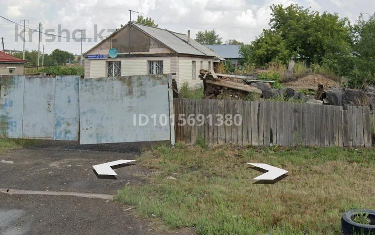 Отдельный дом · 4 комнаты · 70 м² · 6 сот., М.Дулатова 4 — ул. Ш Бейсековой и ул. М Дулатова за 25 млн ₸ в Астане, Сарыарка р-н — фото 2