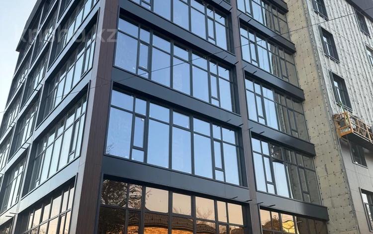 3-комнатная квартира · 166.7 м² · 2/5 этаж, Луначарского 1/2 за ~ 95 млн 〒 в Павлодаре — фото 2