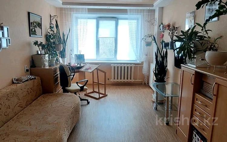 3-комнатная квартира, 74 м², 3/5 этаж, 9 микрорайон 3 за 23.5 млн 〒 в Темиртау — фото 9