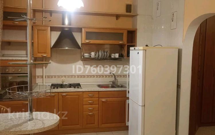 1-комнатная квартира · 40 м² · 3/6 этаж, Владимирского 2 в — Район Дома быта за 160 000 ₸ в Атырау — фото 2
