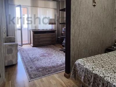 2-комнатная квартира · 57 м² · 5/9 этаж, мкр Аксай-2 35 за 36 млн 〒 в Алматы, Ауэзовский р-н