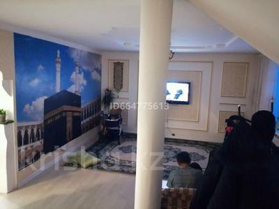 Отдельный дом · 6 комнат · 200 м² · 10 сот., Амре қашаубаев 111 — Бегазы дəндібай за 60 млн 〒 в Астане, Есильский р-н