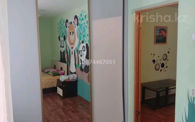 2-комнатная квартира · 43 м² · 3/4 этаж, Махамбета 103 — Гурьевская за 7 000 ₸ в Атырау — фото 10