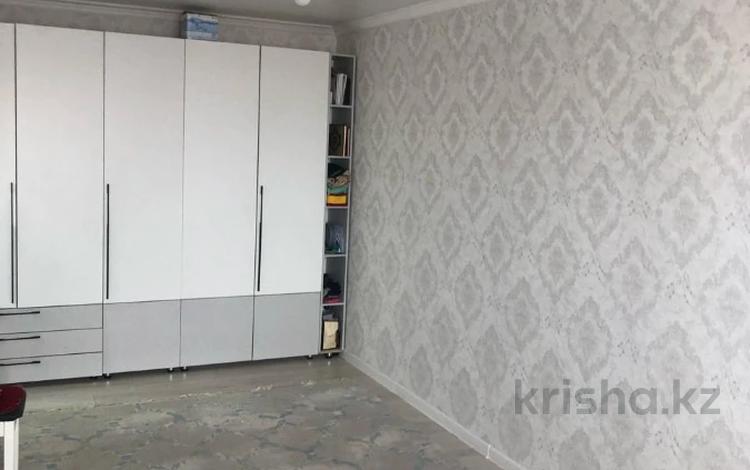 3-комнатная квартира, 94.8 м², 3/5 этаж, мкр. Алтын орда, батыс-2 за 29 млн 〒 в Актобе, мкр. Алтын орда — фото 2