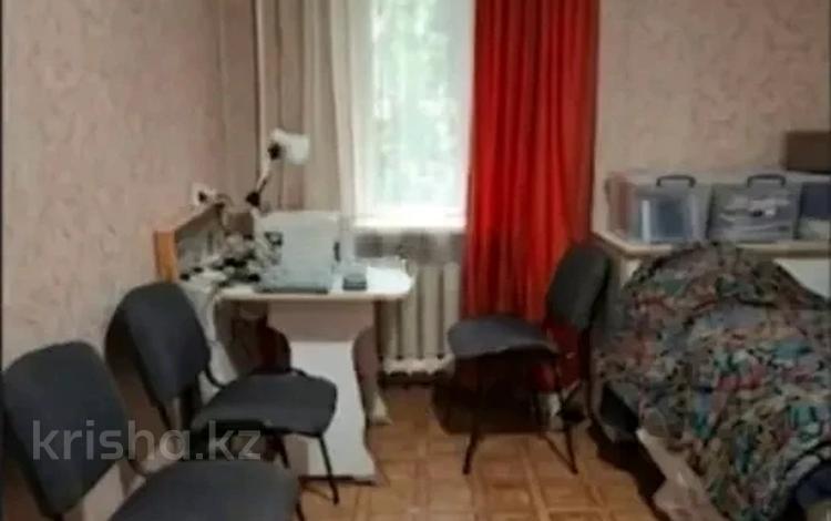 2-бөлмелі пәтер · 45 м² · 1/4 қабат, мкр №1, бағасы: 25 млн ₸ в Алматы, Ауэзовский р-н — фото 2
