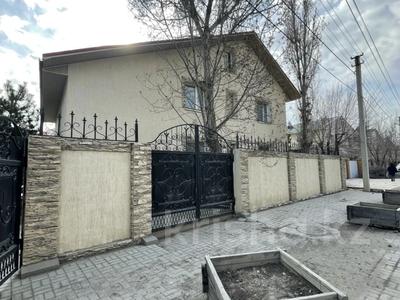 Отдельный дом · 6 комнат · 349 м² · 9.3 сот., Каспий 11 за 138 млн ₸ в Атырау