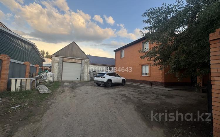 Отдельный дом · 4 комнаты · 250 м² · 10 сот., Акбокен 2 за 180 млн ₸ в Астане, Сарыарка р-н — фото 2