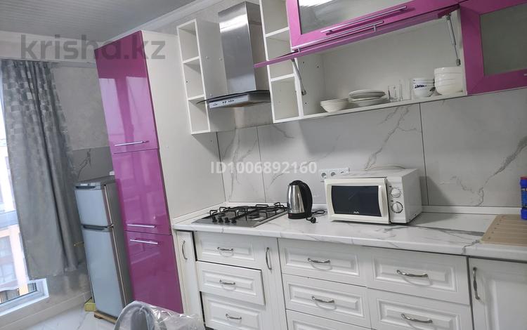 2-комнатная квартира · 60 м² · 10/10 этаж, Сейфуллина 51 — Находится по улллина на пересечени улиц Кассина за 350 000 〒 в Алматы, Турксибский р-н — фото 7