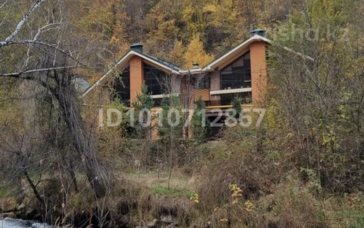Отдельный дом · 10 комнат · 1055 м² · 12 сот., Керей жанибек хандар 223а за 1.5 млрд ₸ в Алматы, Медеуский р-н — фото 2