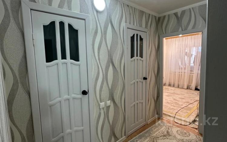 3-бөлмелі пәтер · 70 м² · 3/9 қабат, 2 ш/а. — Жубанова оспанова, бағасы: 25 млн ₸ в Актобе, мкр 8 — фото 2