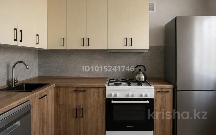 3-бөлмелі пәтер · 65.7 м² · 2/2 қабат, Казахстанская 26/4, бағасы: 20 млн ₸ в Енбекши (Карасайский район) — фото 2