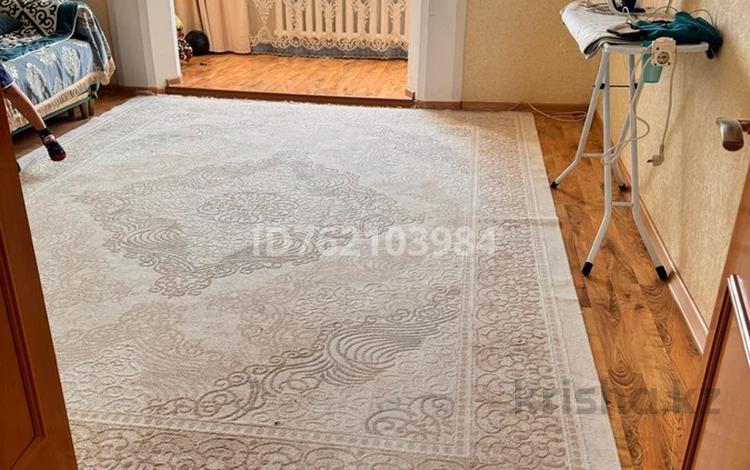 4-бөлмелі пәтер · 86 м² · 5/6 қабат, Ердена 221, бағасы: 28 млн ₸ в Сатпаев — фото 2