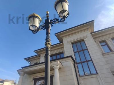 Отдельный дом · 10 комнат · 750 м² · 12 сот., Ул.Акку 7/1 за 1.1 млрд ₸ в Астане, Есильский р-н