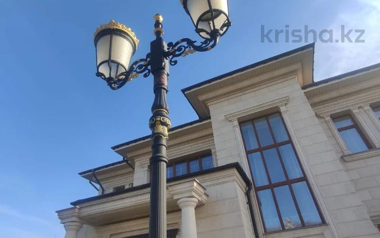 Отдельный дом · 10 комнат · 750 м² · 12 сот., Ул.Акку 7/1 за 1.1 млрд ₸ в Астане, Есильский р-н — фото 2