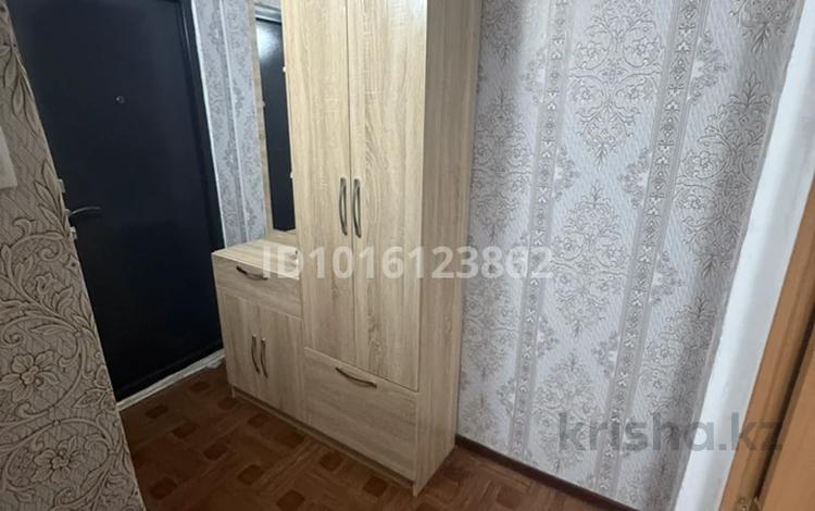 2-комнатная квартира · 46 м² · 4/5 этаж, мкр Центральный, Абая 17 за 170 000 ₸ в Атырау — фото 2