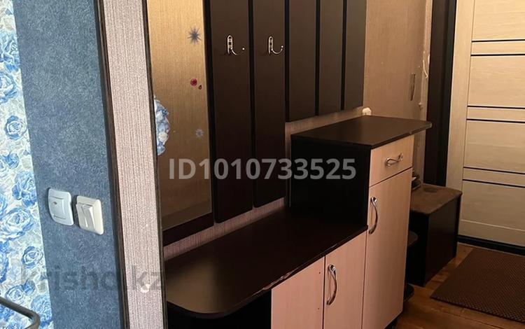 3-бөлмелі пәтер · 47 м² · 5/5 қабат, Пришахтинск, 23й микрорайон, бағасы: 13.5 млн ₸ в Караганде, Алихана Бокейханова р-н — фото 2