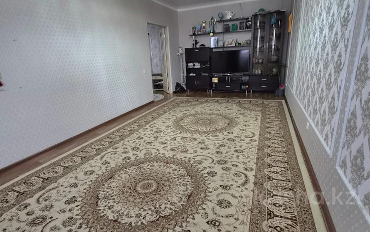 2-комнатная квартира · 71 м² · 8/10 этаж, мкр Болашак, Бокенбай батыр за 19.8 млн ₸ в Актобе — фото 2