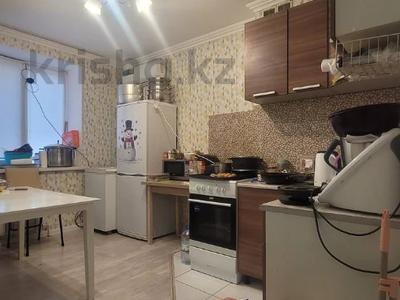 3-бөлмелі пәтер · 63.7 м² · 4/9 қабат, Гүлдер 2 ш/а., Таттимбета 5/5, бағасы: 35 млн ₸ в Караганде, Казыбек би р-н