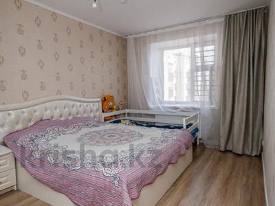 2-бөлмелі пәтер · 60 м² · 8/9 қабат, КЕНЕН — ГОРЯЧКАААААААААААААААААА ТОРГ ЕСТЬ, бағасы: ~ 31 млн ₸ в Астане, Сарайшык р-н