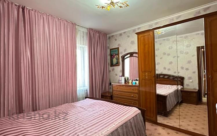 2-бөлмелі пәтер · 60 м² · 4/5 қабат, Жибек Жолы, бағасы: 21.8 млн ₸ в Шымкенте, Енбекшинский р-н — фото 2