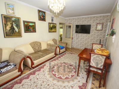 4-комнатная квартира, 74 м², 4/4 этаж, мкр №1 78 — саина за 33 млн 〒 в Алматы, Ауэзовский р-н