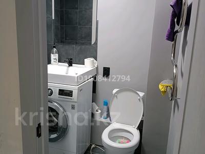 4-бөлмелі пәтер · 60 м² · 1/5 қабат, Калмыкова 4б, бағасы: 14 млн ₸ в Балхаше