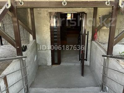 Свободное назначение, офисы, магазины и бутики, салоны красоты, медцентры и аптеки, образование, кабинеты и рабочие места, студии · 100 м² за 700 000 ₸ в Алматы, Медеуский р-н