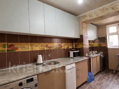 3-комнатная квартира · 70 м² · 3/5 этаж, 27-й мкр 44 за 19.5 млн ₸ в Актау