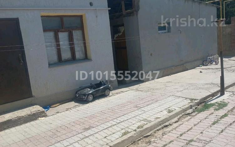 Отдельный дом · 13 комнат · 200 м² · 8 сот., мкр Кызылжар за 40 млн ₸ в Шымкенте, Абайский р-н — фото 2