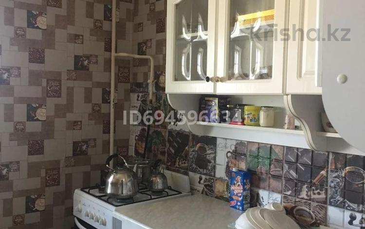 2-бөлмелі пәтер · 49 м² · 8/9 қабат, 4 мкр 15, бағасы: 7.5 млн ₸ в Алге — фото 4