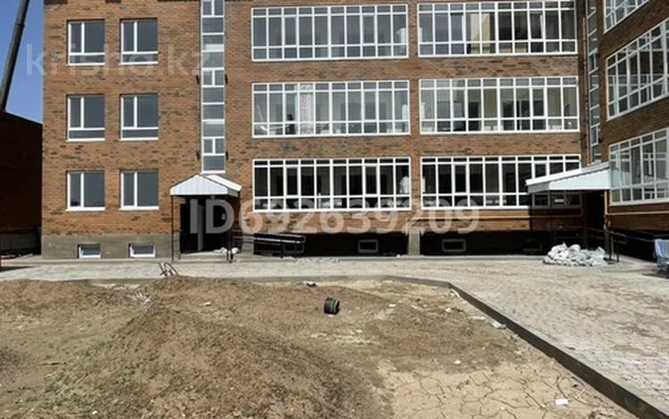 3-комнатная квартира, 97 м², 3/4 этаж, Шамелова 84/1 за 18.9 млн 〒 в Уральске — фото 26